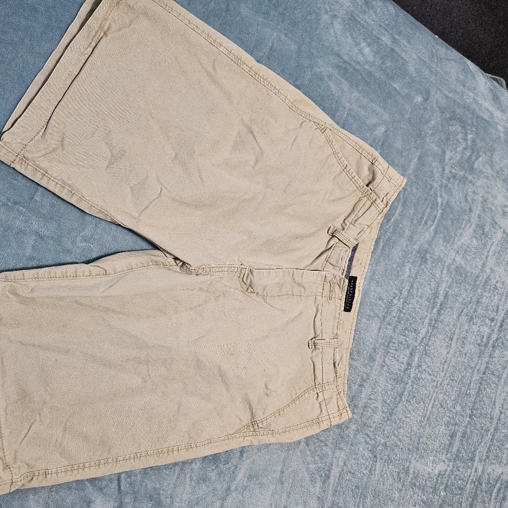 Sun River men's tan shorts.